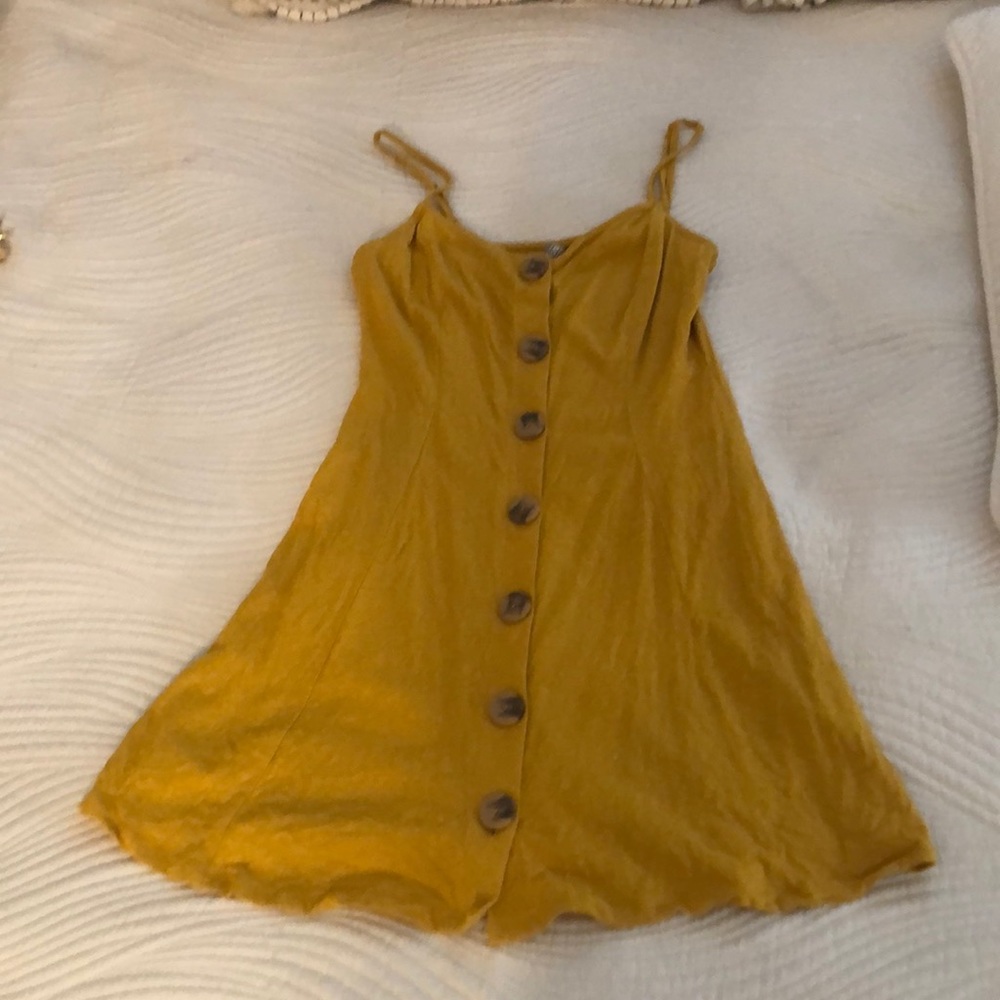 ✨Still available ✨Mustard yellow ASOS dress